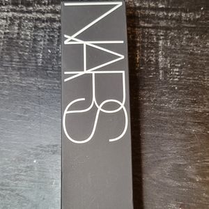 NARS Natural Radiant Longwear Foundation BNIB Stromboli Medium 3